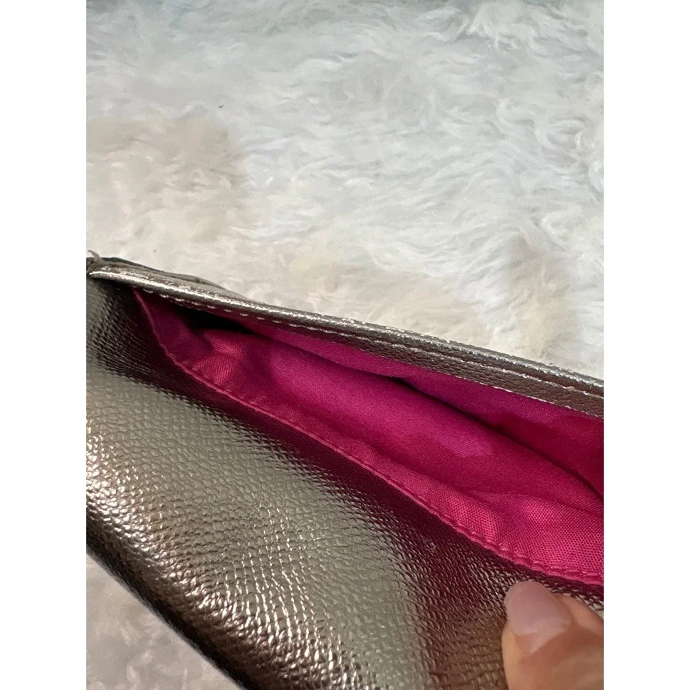 Liz Claiborne Metallic Pewter Wallet Pink‎ Interior Zip Around Snap Organizer